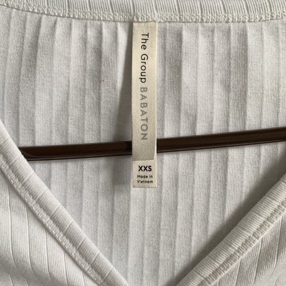 Aritzia The group by Babaton Kerry longsleeve top xxs - Picture 2 of 8